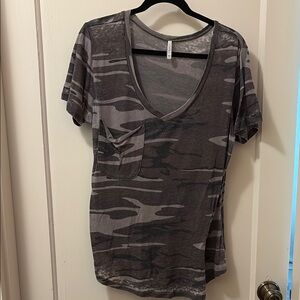 Z Supply Gray Graphic Fitted T-Shirt